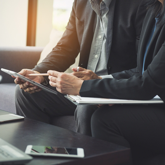 Análisis estratégico e inteligencia de inversión